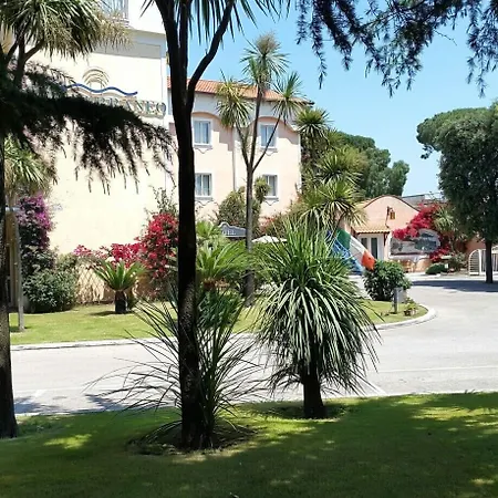 Mediterraneo 3*
